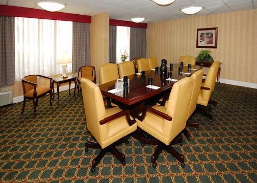 Clarion Hotel Fort Myers Facilities photo
